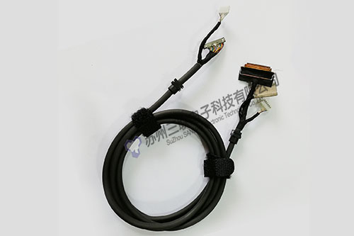 品牌：I-PEX 型號：20454-030T +20373-030T